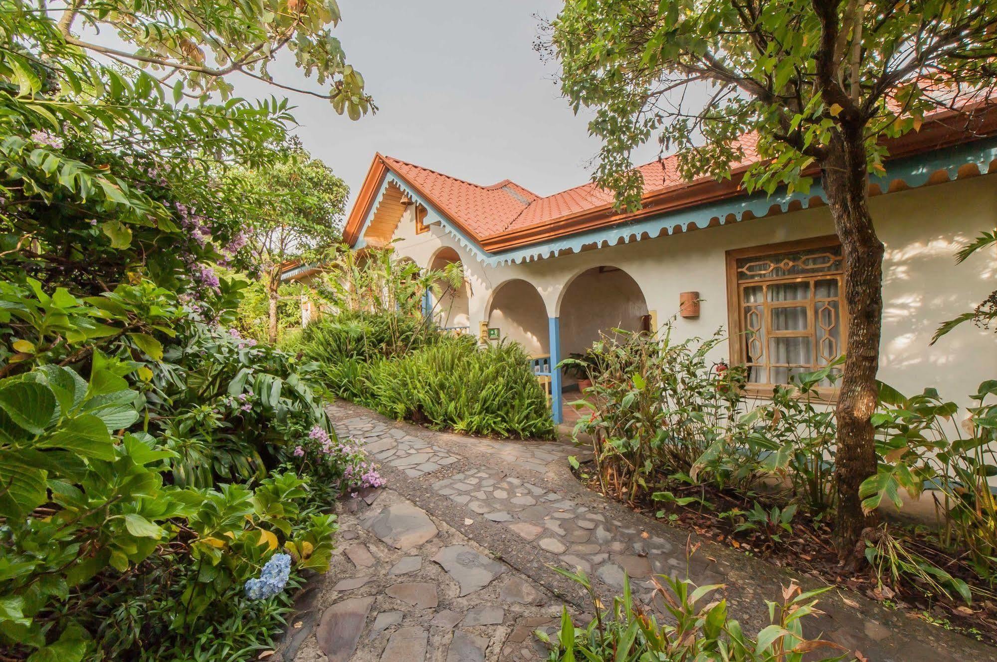 克拉罗卢纳酒店 Monteverde 外观 照片