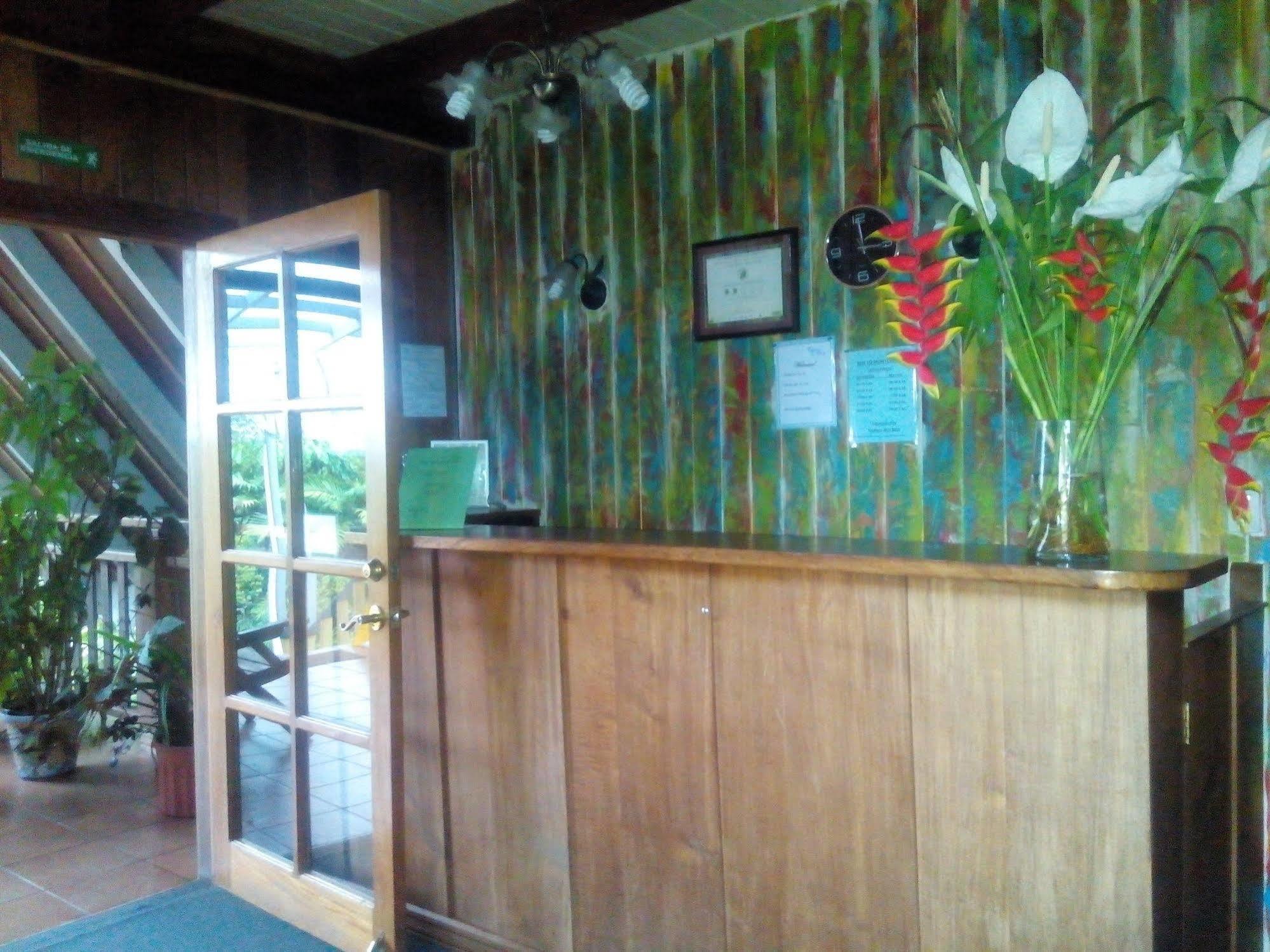 克拉罗卢纳酒店 Monteverde 外观 照片